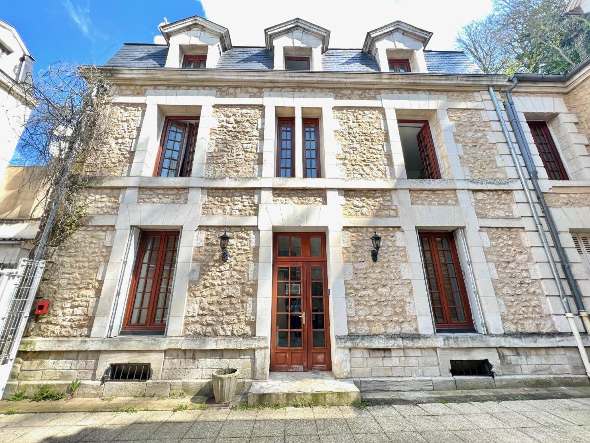 Ferienwohnung Le Melusine , A 50M De La Gare De Poitiers Exterior foto